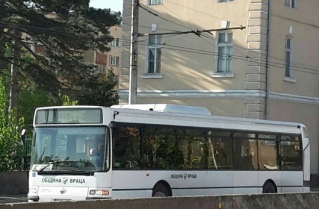 Откриват автобусна линия до стадион „Христо Ботев