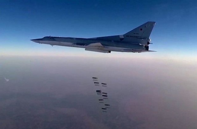 Руски бомбардировачи нанесоха удари в Сирия