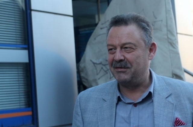 Почина журналистът Димитър Цонев
