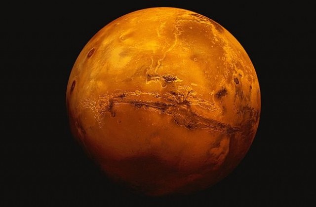 Китай показа марсианския си роувър (СНИМКИ)