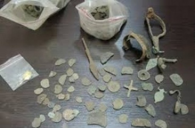 Ценни антични предмети откриха в частен дом в град Никопол