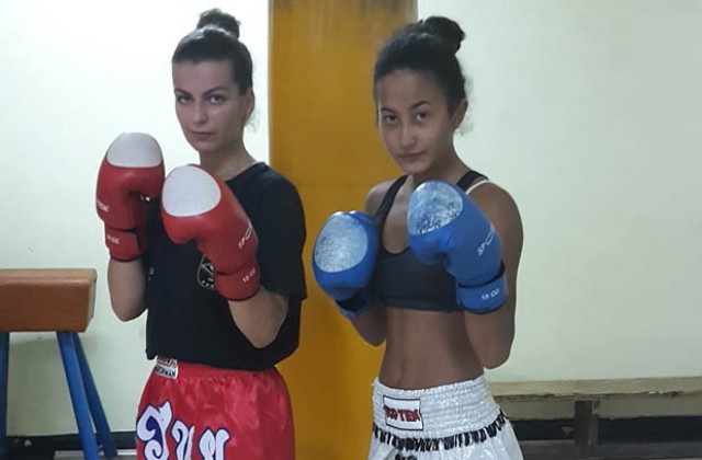 Състезателки от Каварна участват на световно първенство по кик-бокс