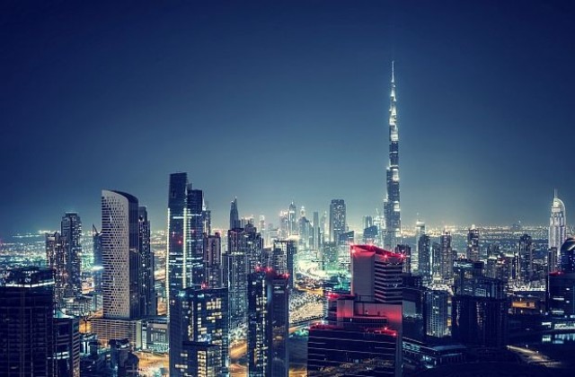Дубай и Лион пускат градски транспорт без шофьор