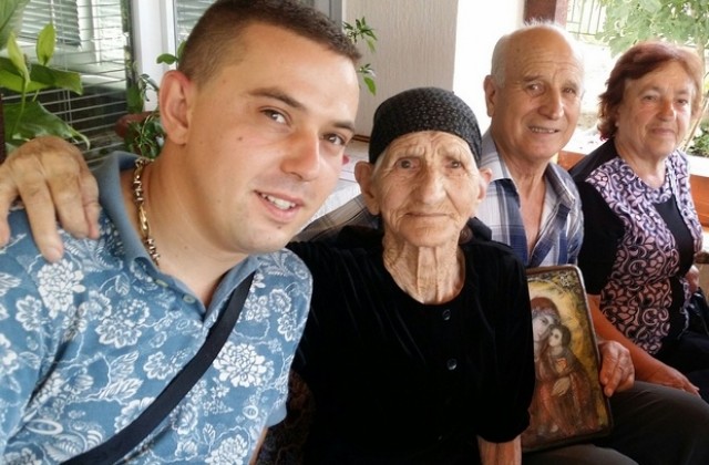 100-годишнината си празнува баба Ирина в село Радиево