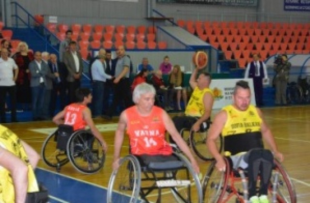 Започва Международният турнир по баскетбол в инвалидни колички
