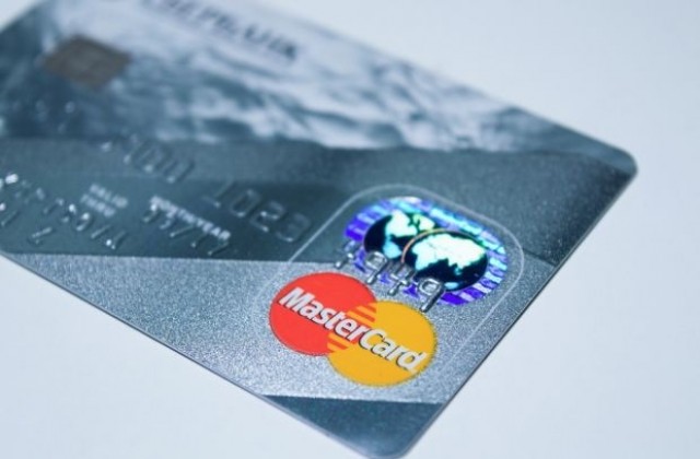 MasterCard въвеждат плащане чрез селфи вместо ПИН код