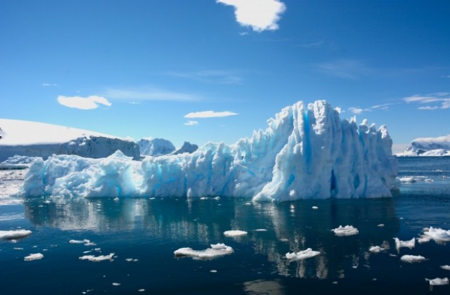 Учени: Възможно е да има живот в дълбините на езерото Восток в Антарктида