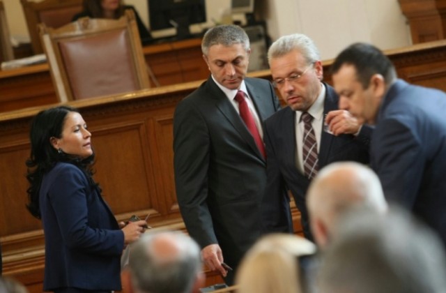 Кърджалиев: Прагът на премерената опозиционност на ДПС към ГЕРБ е преминат