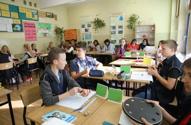 Математиката събира ученици от пет държави в Ловеч