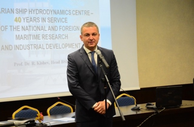 Учени се включват в общински проекти за Варна