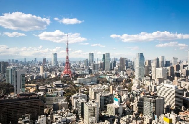 Стотици хиляди сгради и жилища в Токио останаха без ток