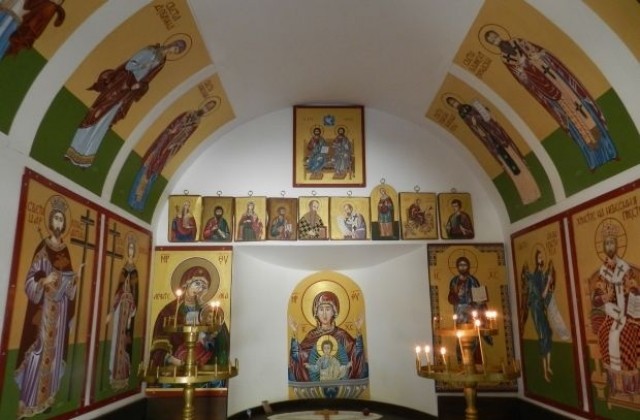 Изографисаха параклиса Свети Илия в Попови ливади