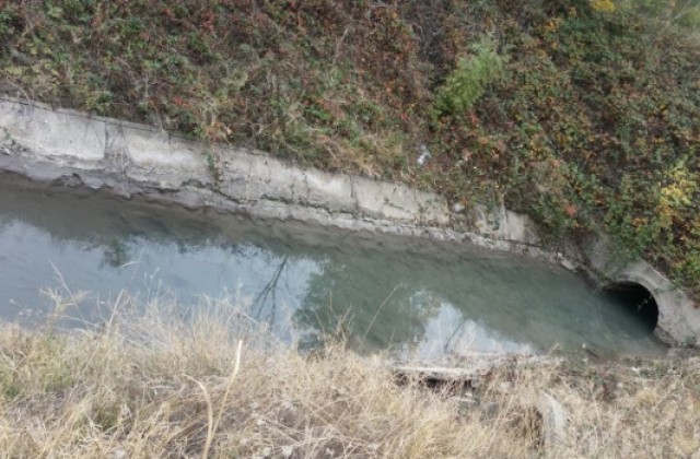 КЦМ замърсява река Чепеларска. Нови проверки не откриват мъртва риба