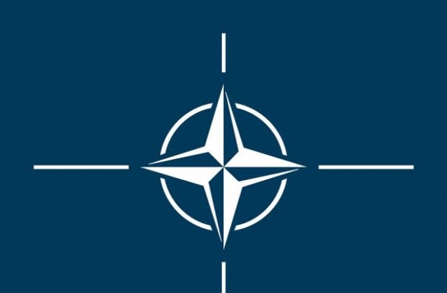 НАТО се присъединява към ЕС срещу нелегалната миграция в Средиземноморието