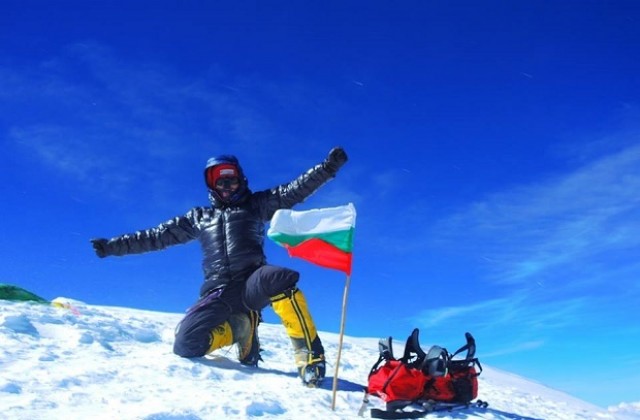 Инсулинът на алпиниста Боян Петров замръзвал три пъти над 8 000 метра
