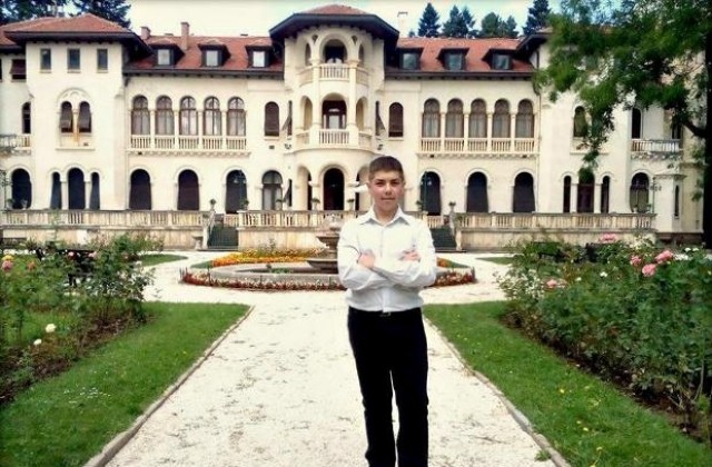 Тодор Борисов притежава колекция от над 1200 фотографии с цар Борис Трети