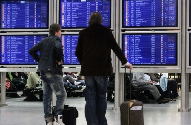 Български пътници блокирани в Германия заради повреден самолет