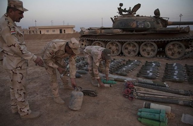 Иракската армия освободи от Ислямска държава 12 района на Мосул