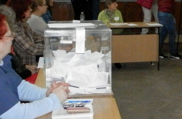 28 937 дадоха гласа си в област Плевен към 10:00 часа