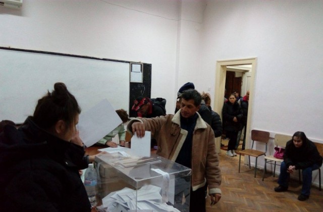 По- активен ромски вот на балотажа