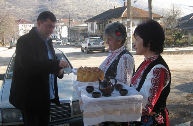 Турлаци от Северозападна България и Югоизточна Сърбия се срещнаха в Белоградчик