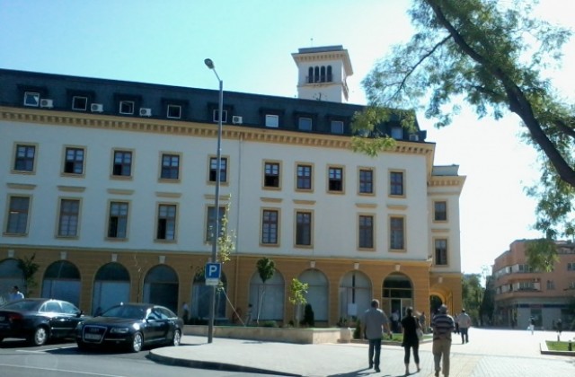 Продължава работата по проект за енергийна ефективност в четири обекта