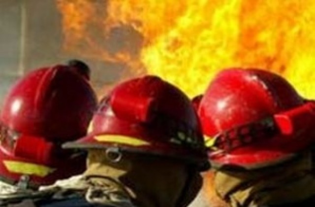 Психично болен запали апартамента си в Нова Загора