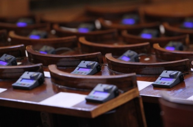 Депутатите приеха без дебат парите за здраве за догодина