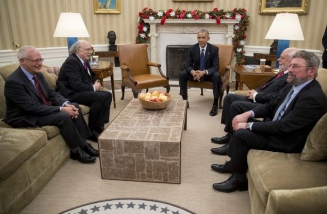 Обама посрещна в Белия дом четирима нобелови лауреати, но без Боб Дилън