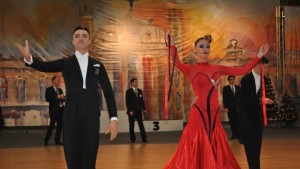 Кметът откри Международния турнир по спортни танци в Булстрад Арена