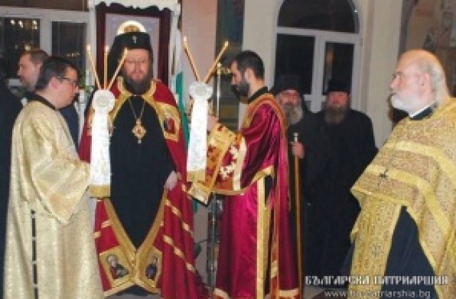 Митрополит Наум ще отслужи вечерня в църквата Свети Николай