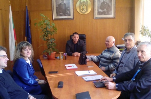 План за защита при бедствия по р. Дунав обсъждаха в Община Свищов