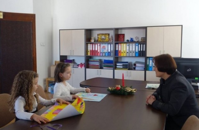 За един ден детска градина „Радост“ в Севлиево имаше не една, а две нови директорки