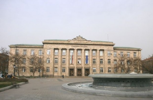 Студенти на обучение в Окръжния съд