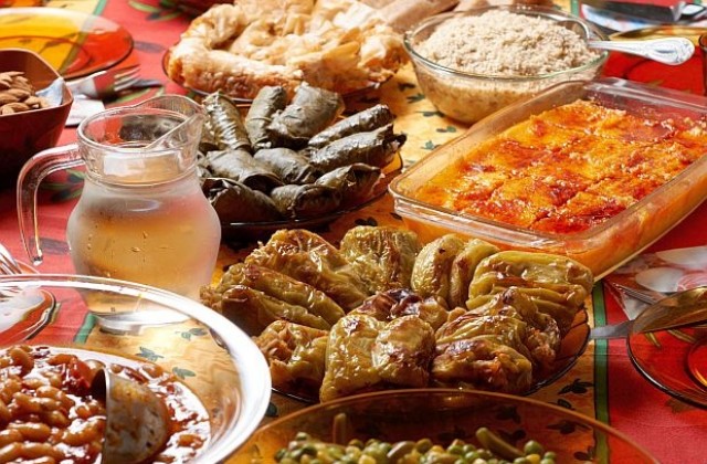Пет храни, задължителни за българската празнична трапеза