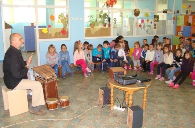 Дежурни групи за празниците в димитровградските детски градини