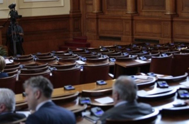 ГЕРБ, Реформатори и Патриоти разговаряха в парламента