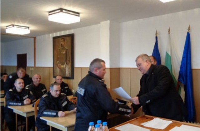 Главният секретар на МВР награди полицаи в Хасковско