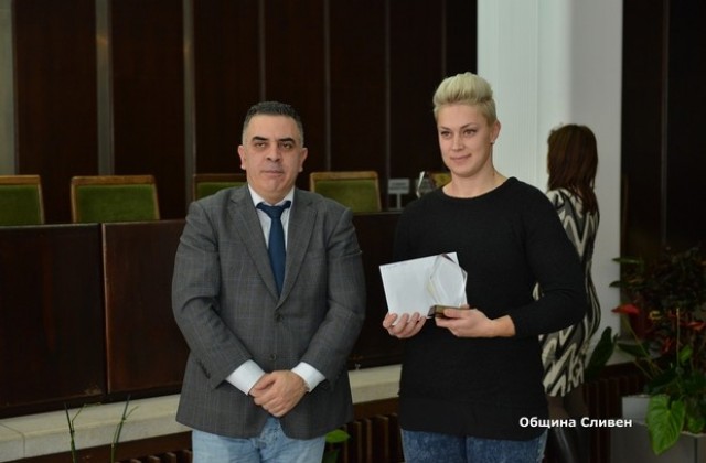 Гюлетласкачката Радослава Мавродиева е Спортист№1 на Сливен