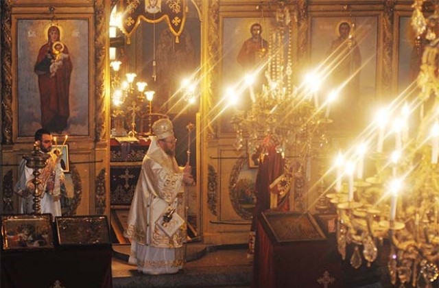 Русенският митрополит: „Рождество е ден на помирението, единението и спасението“