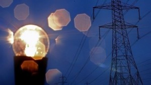Екипи продължават да работят по възстановяване на електрозахранването