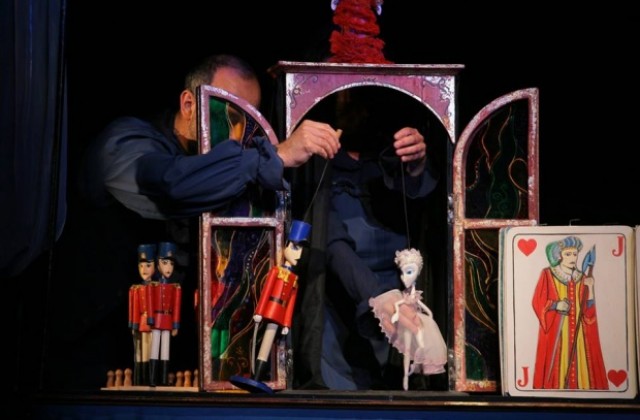 Храбрият оловен войник“ на сцената на Театър ВЕСЕЛ