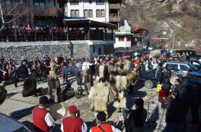 Фестивал събира майстори на виното в село Делчево