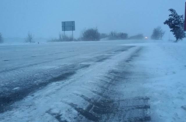 Основните пътни артерии в област Добрич са проходими при тежки зимни услови