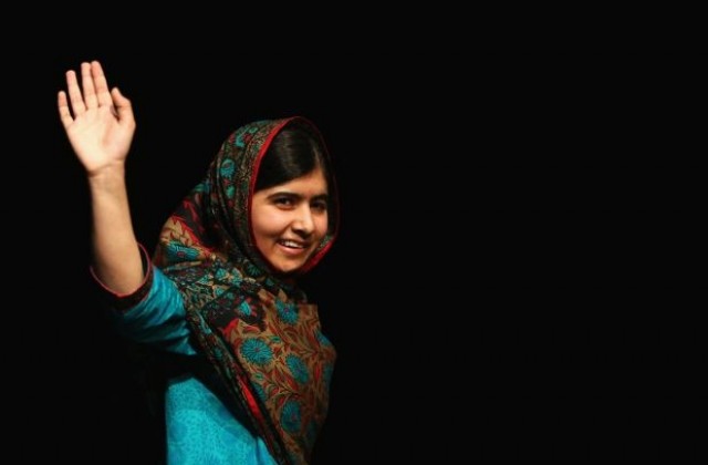 Малала Юсафзаи призова Доналд Тръмп да отмени указа си за бежанците