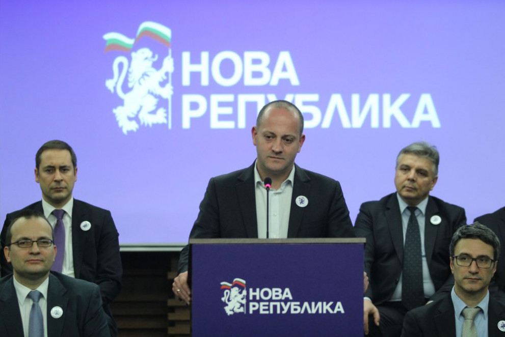Лидерът на ДСБ Радан Кънев стана председател на новия проект в дясно