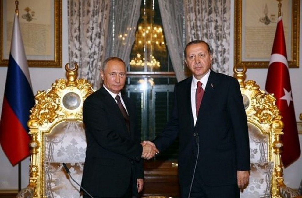 Русия и Турция подписаха споразумение за Турски поток през октомври 2016 г.