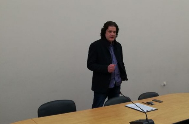 Председателят на Българската асоциация по хипноза Калин Цанов изнесе лекция в ЮЗУ „Неофит Рилски“