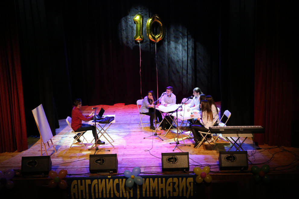 Концертът на възпитаниците на ЧГТП "Райко Цончев" в Добрич