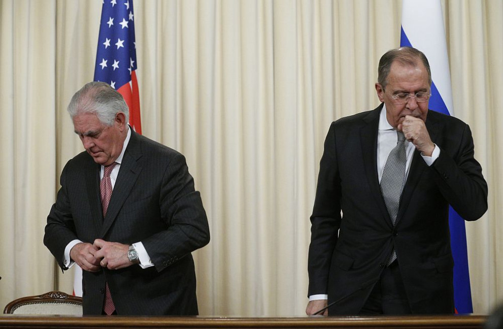 Американският държавен секретар Рекс Тилърсън и руският външен министър Сергей Лавров